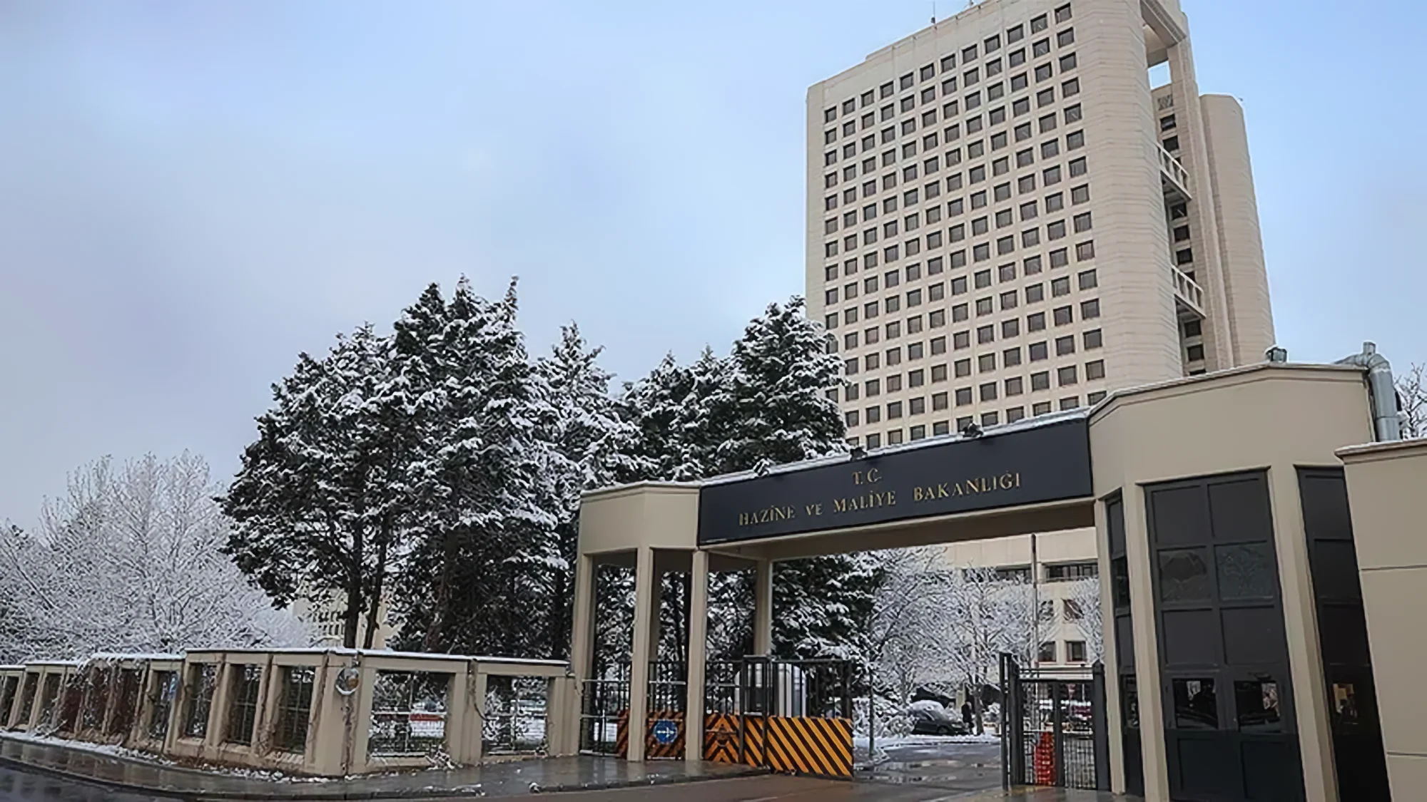TC Maliye Ve Hazine Bakanlığı Hizmet Binası